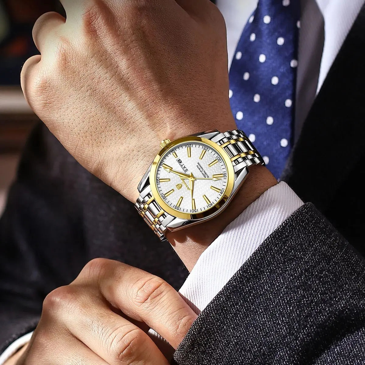 Ultimo Everest : A sleek and durable design combining simplicity and sophistication, suitable for all tastes.